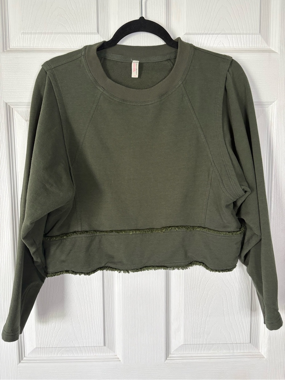 Free People MovementGreen Cropped Crewneck Sweatshirt Size XS Embroidered Logo